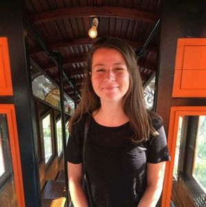 Meet your Posher, Samantha